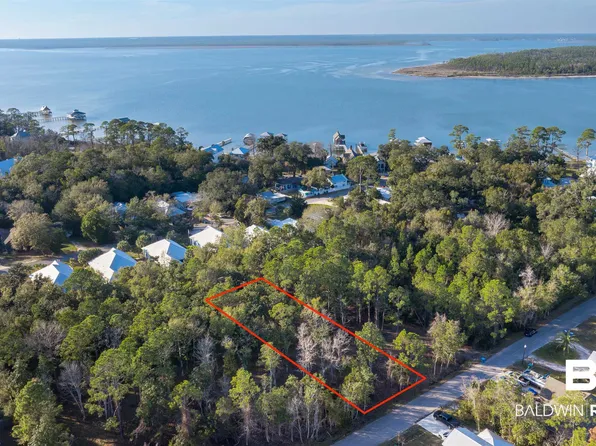 4851 Boat St, Orange Beach, AL 36561