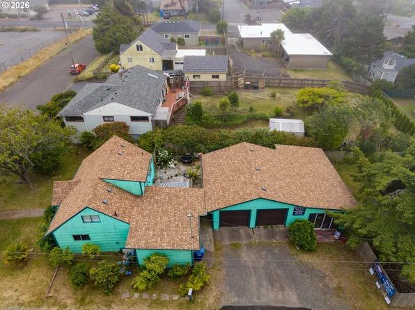 1549 NW Grove St, Newport, OR 97365