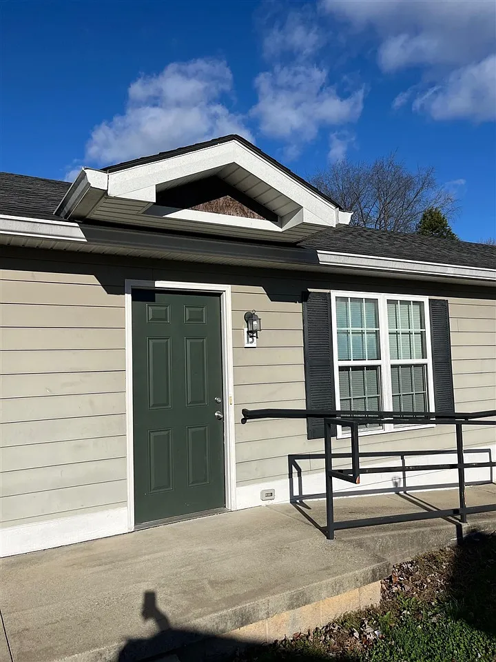 1 bed, 500 sqft, $810 — Photo 1