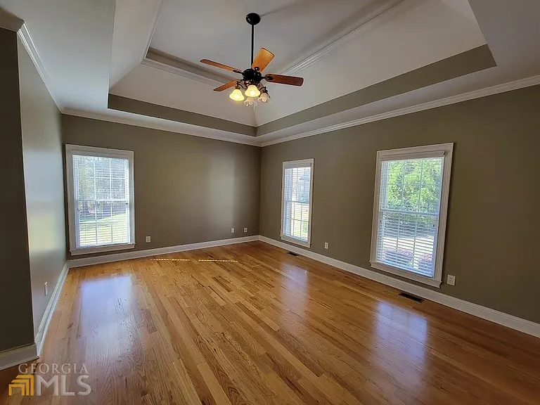 125 Farmington Dr — Photo 10
