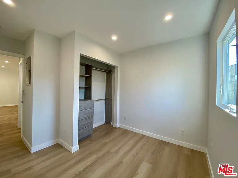 3207 W 3rd St #3 — Photo 17