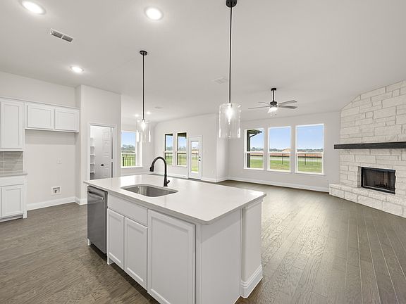 7th image of this home