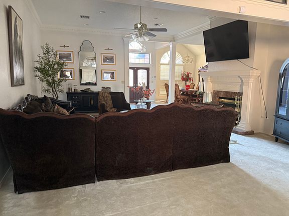 3rd image of 6415 San Mateo Ln