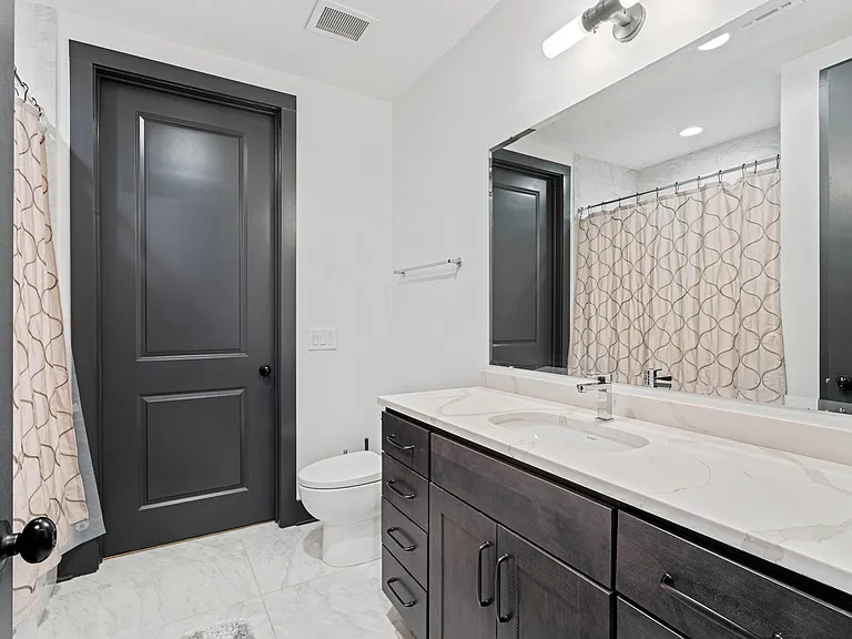 5 Gadsdenboro St #509 — Photo 13