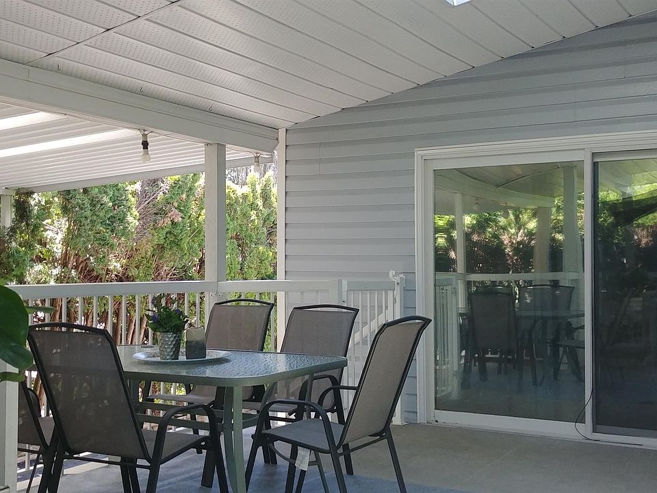 201 Cayer St Coquitlam, BC, V3K5A9 Apartments for Rent Zillow