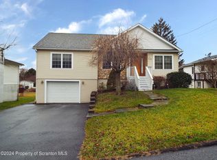 104 S Grace St, Old Forge, PA 18518