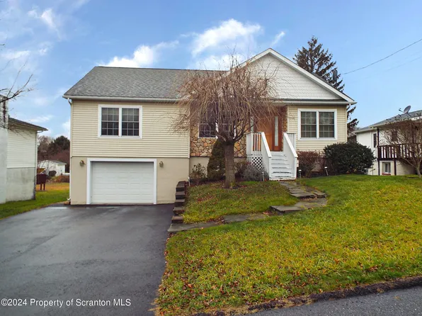 104 S Grace St, Old Forge, PA 18518