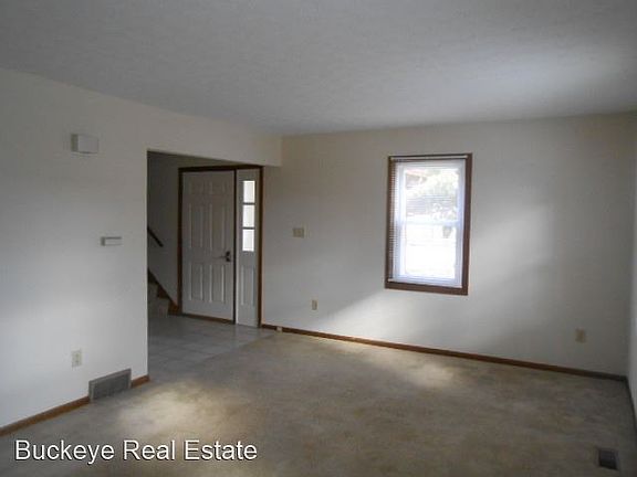 3rd image of 3276 Willington Dr