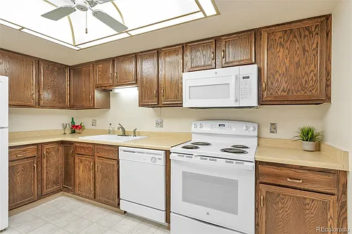 13601 E Marina Dr #304 Photo 1
