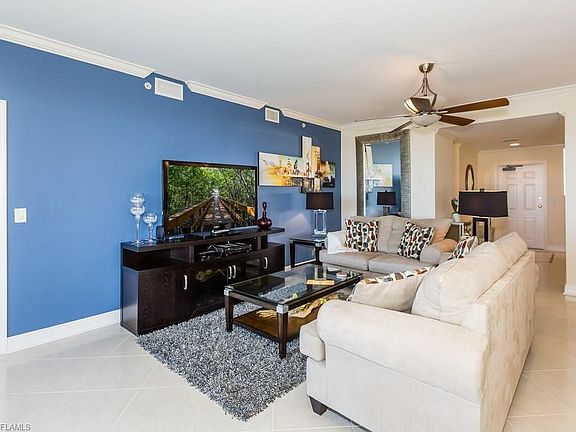 4th image of 337 Vintage Bay Dr Unit 15