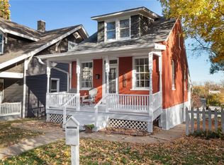 1112 N 4th St, Saint Charles, MO 63301