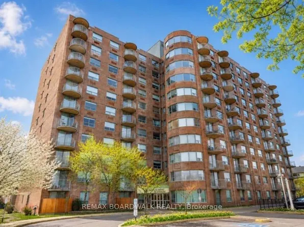 1440 Heron Rd #1103, Ottawa, ON K1V 0X2