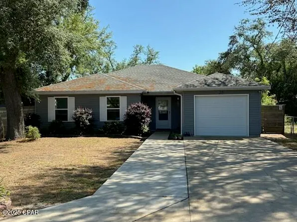 25 Wood Ave, Panama City, FL 32404