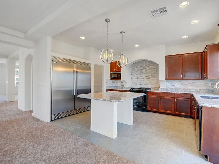 9824 Grey Sands St — Photo 12