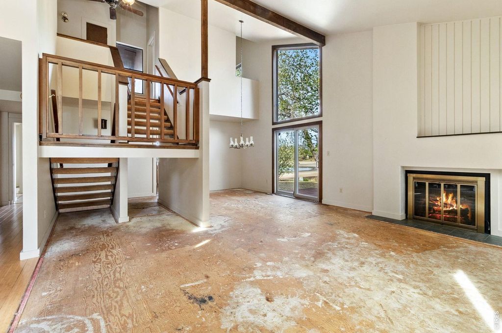 707 Sandpiper Pt