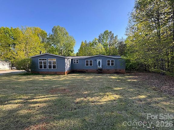 2nd image of 135 Benton Rd