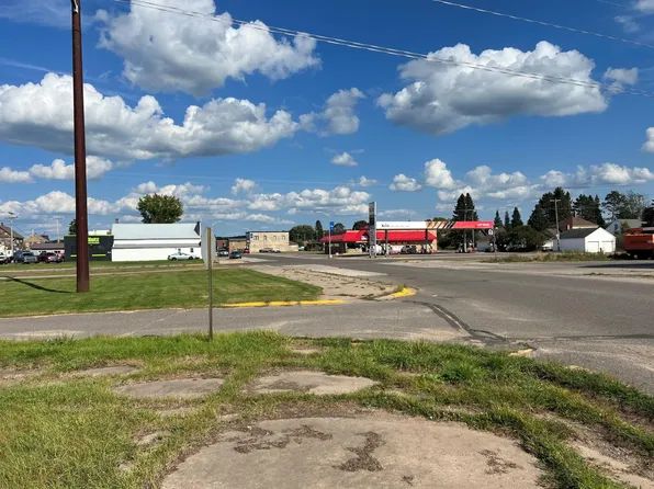 W Caspian Ave, Caspian, MI 49915