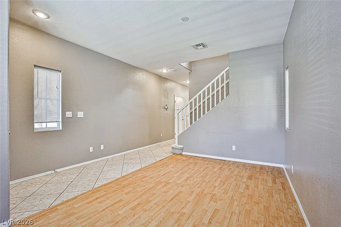 3 bed, 2.5 bath, 1623 sqft, $1,780 — Photo 4