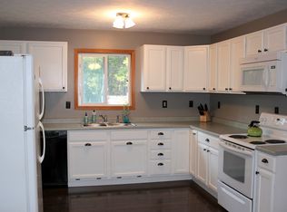 319 Kawbawgam Rd, Marquette, MI 49855