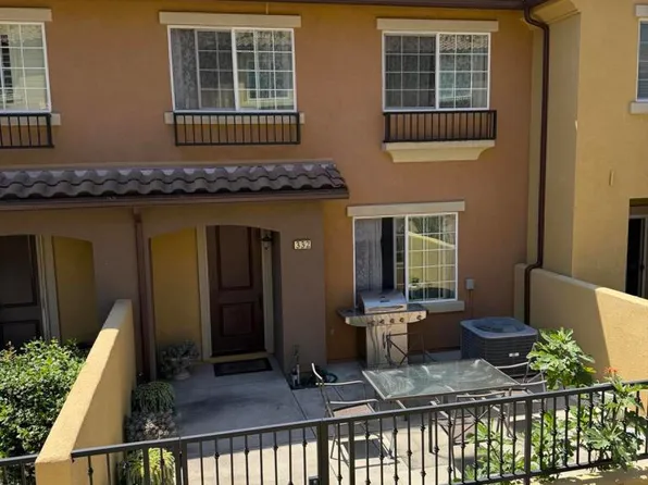 332 E Hilltop Way, Thousand Oaks, CA 91362