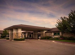 1740 Royal Birkdale Dr, Oxford, MI 48371
