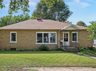 1120 Cedar St, Niles, MI 49120