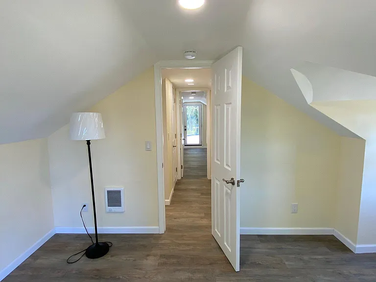 1304 Madrona Beach Rd NW — Photo 47
