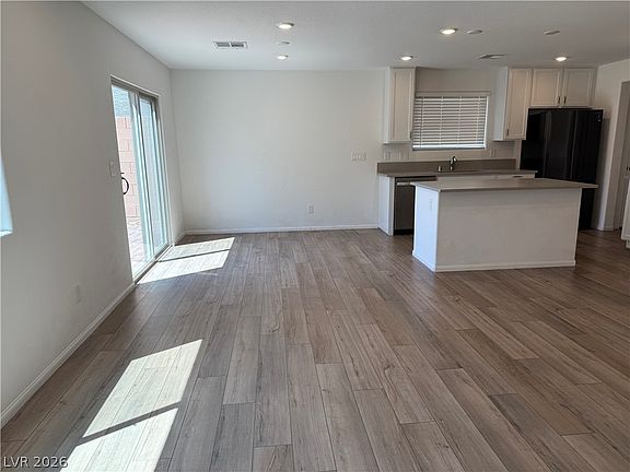 5th image of 5299 Barcola Ave