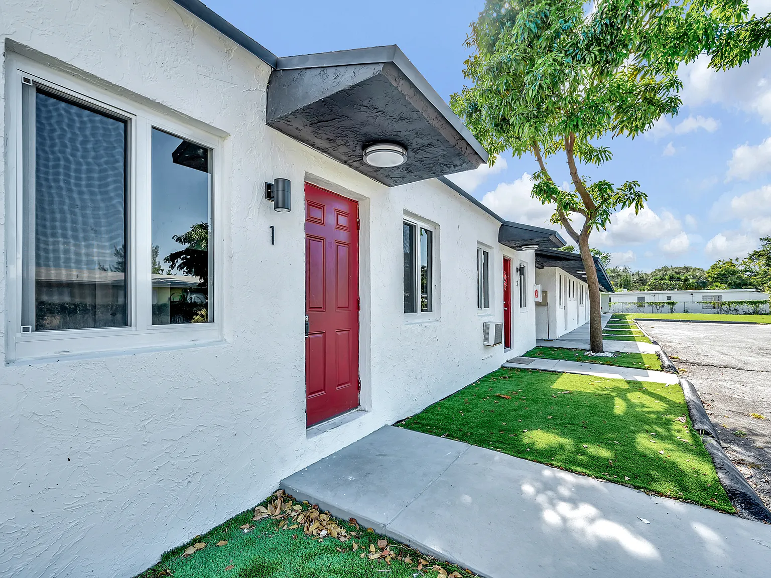 2308 Jackson Street — Photo 3