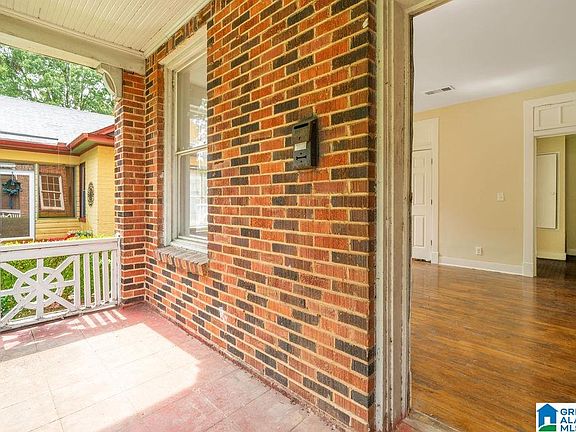 5th image of 2241 Saint Charles Ave
