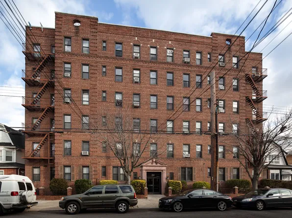 2147 East 17th Street