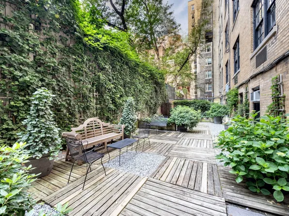 164 East 72nd Street 13A image 13 of 14
