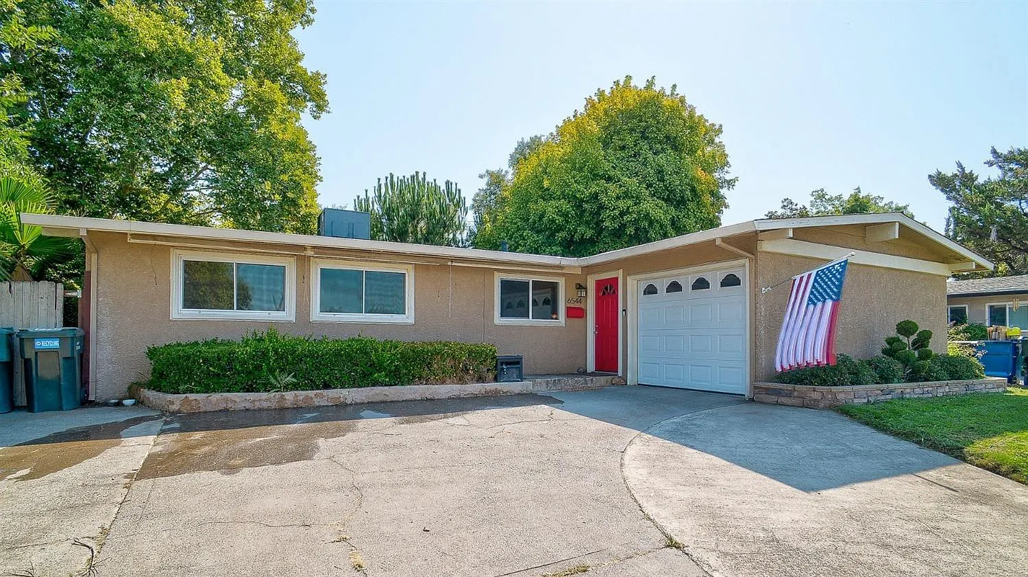 6544 La Cienega Dr photo 1