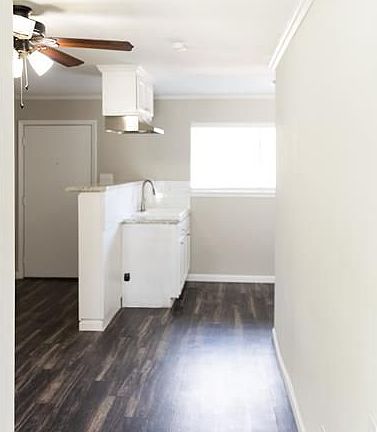 5th image of 1660 Richmond Ave #5