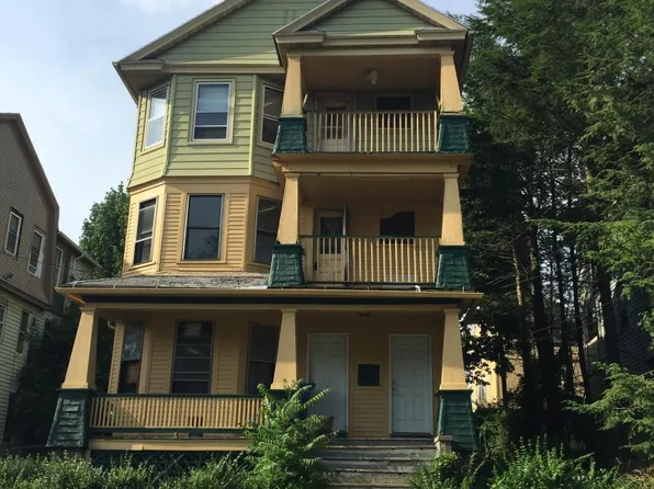 35 Webb St, Waterbury, CT 06704