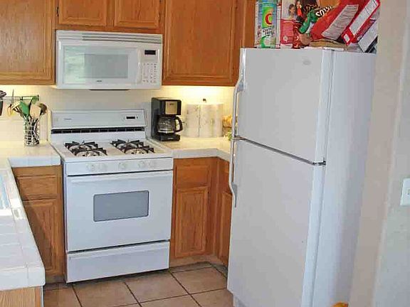 4th image of 554 Summerholly Dr