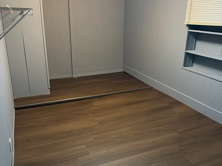 933 Myrtle Ave — Photo 5