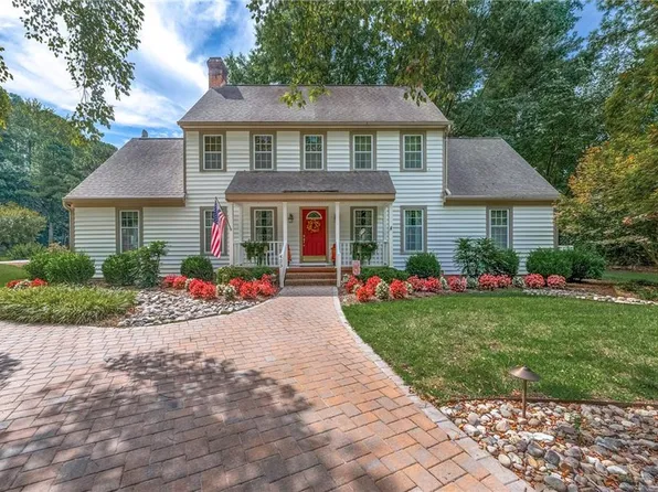 423 Weston Rd, Yorktown, VA 23692