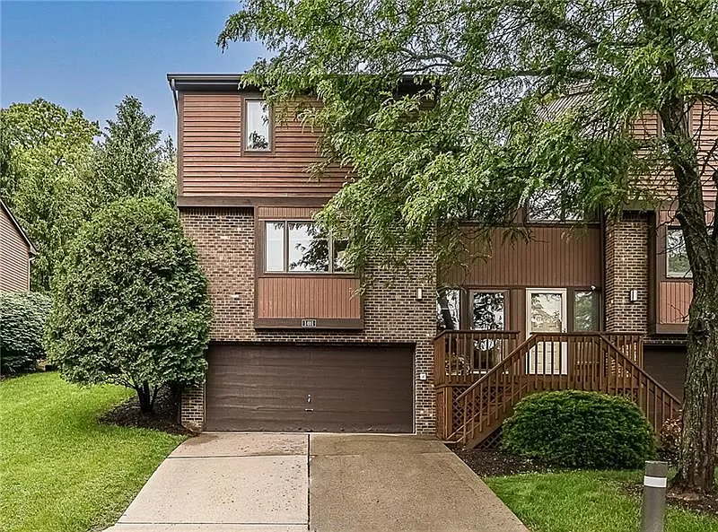 1401 Forest Edge Ct photo 1