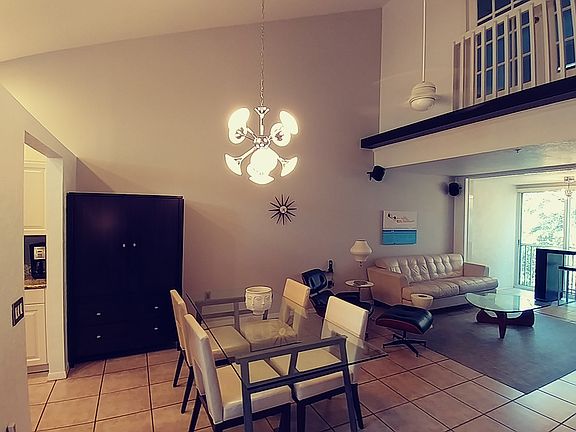 4th image of 4235 Castlebridge Ln #1221