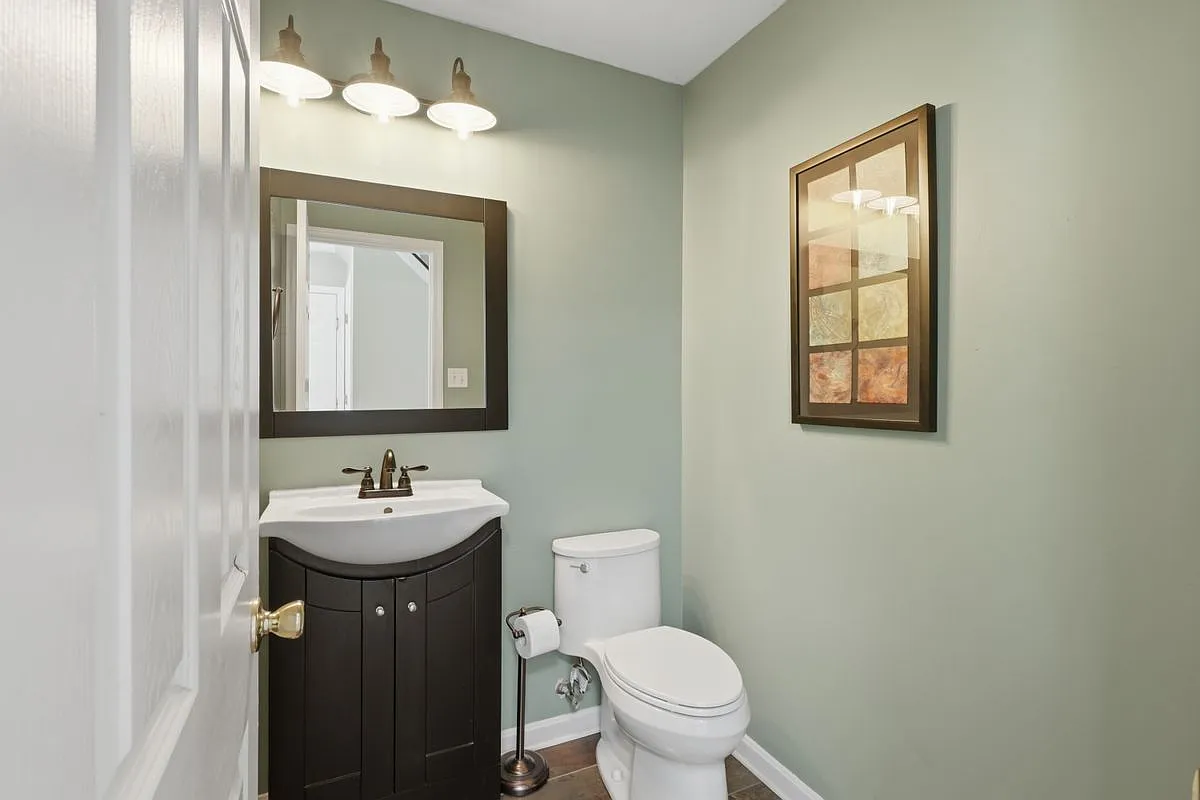 5 bed, 4.0 bath, 2833 sqft, $2,750 — Photo 4