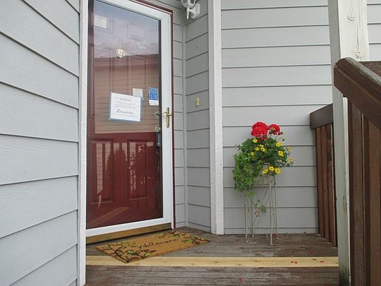 3rd image of 11123 17th St SE