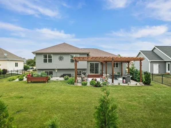 351 Liberty Park Drive, Oregon, WI 53575