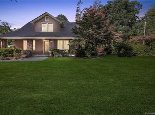509 N Oakland St, Dallas, NC 28034