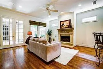 3668 Asbury St — Photo 7