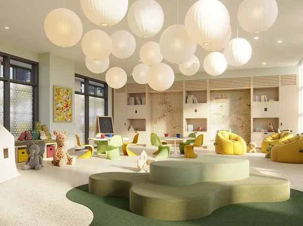 29 Huron Street image 21 of 31