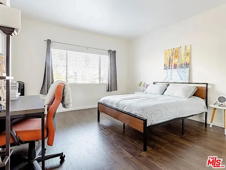 14245 Dickens St #1 — Photo 12