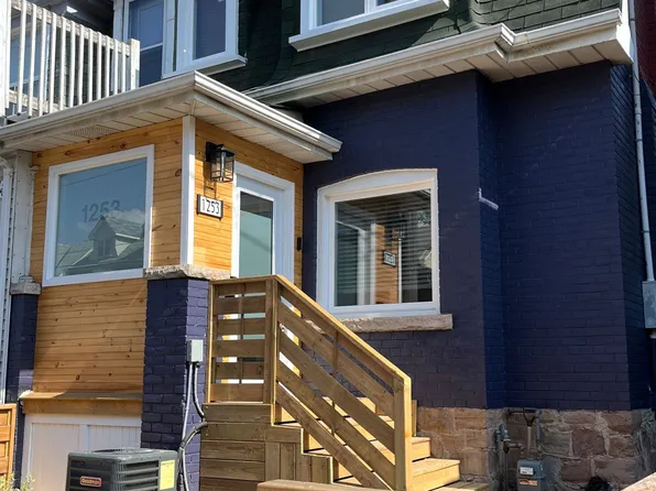 1253 Gerrard St E, Toronto, ON M4L 1Y5