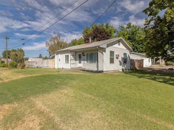 800 Ellen Ave, Benton City, WA 99320