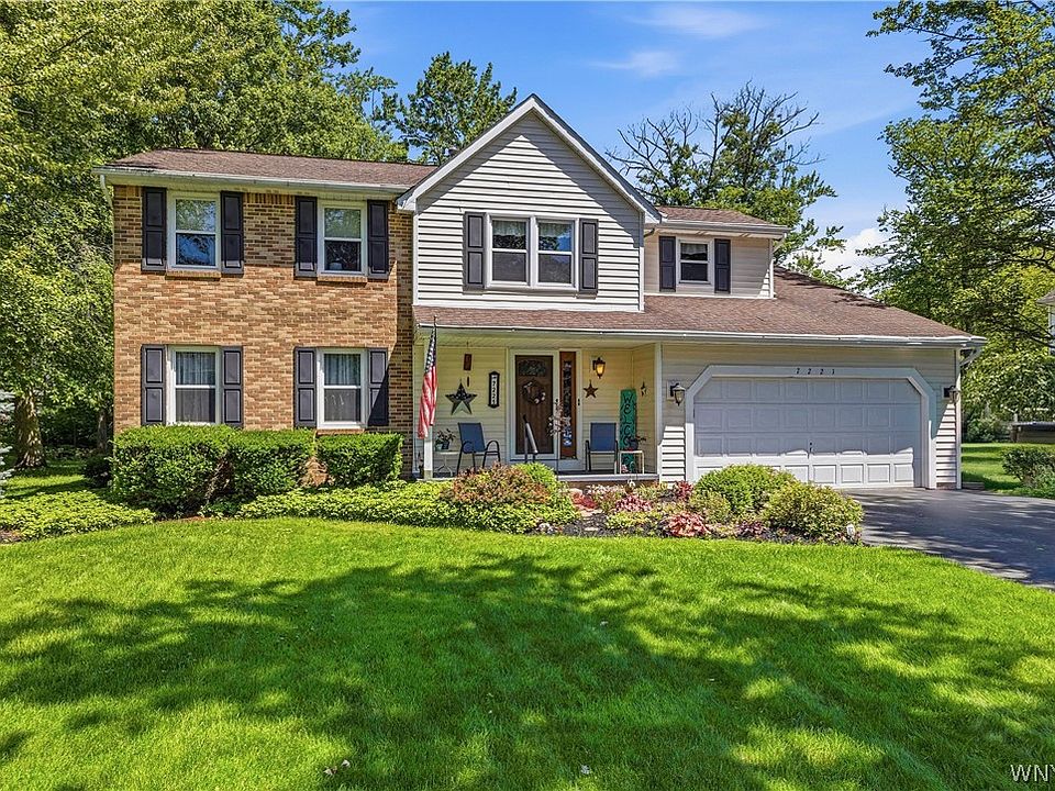1st image of 7221 Woodhaven Dr